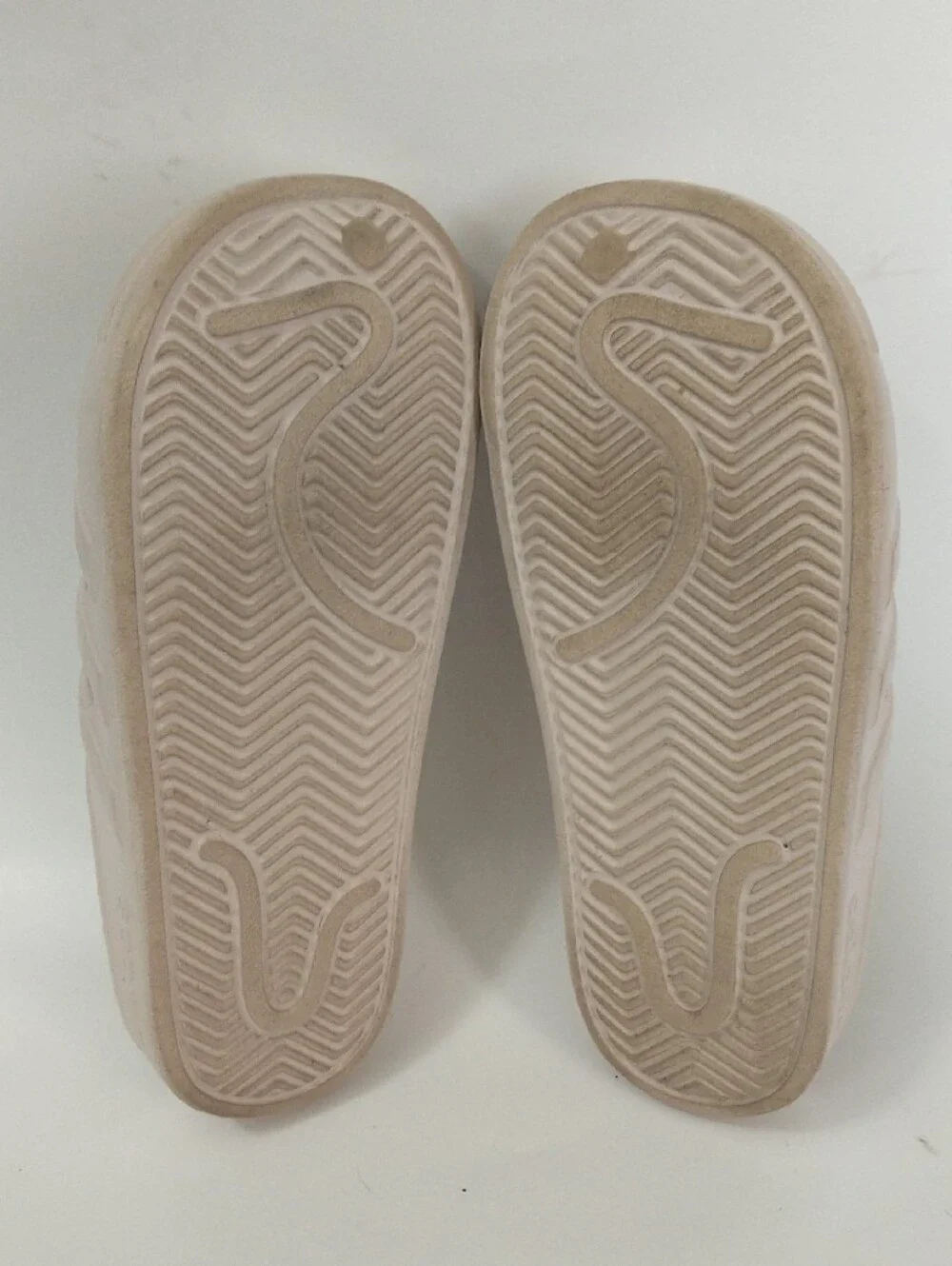 Adidas Vented Men's/Big Kids Clog Slides in Light Pink. SIZE M6, W7, EU39, UK6